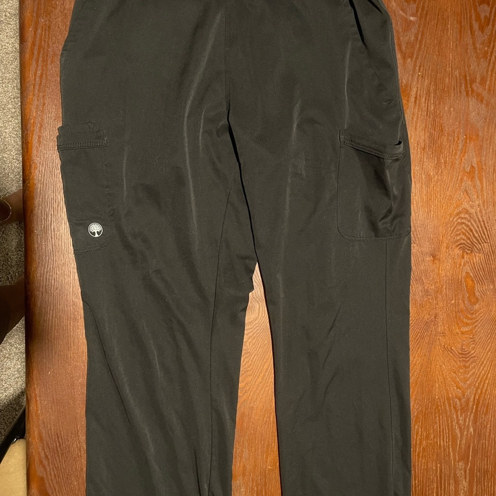 HEALING HANDS Black Cargo Scrub Pants with Straight Leg Design